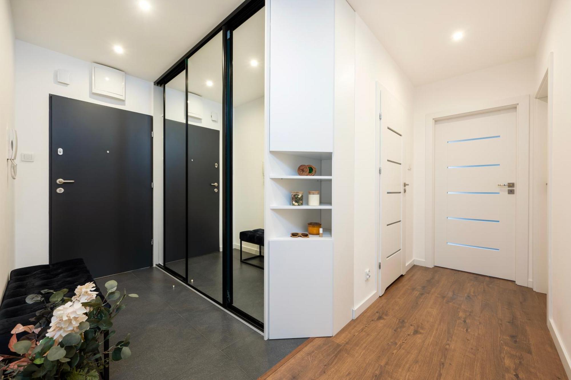 Manufaktura Residence - Apartamenty Industrial Z Parkingiem I Dwoma Lazienkami ウッチ エクステリア 写真